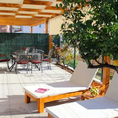 Luxury Apartment With Private Pool Trogir Exterior photo