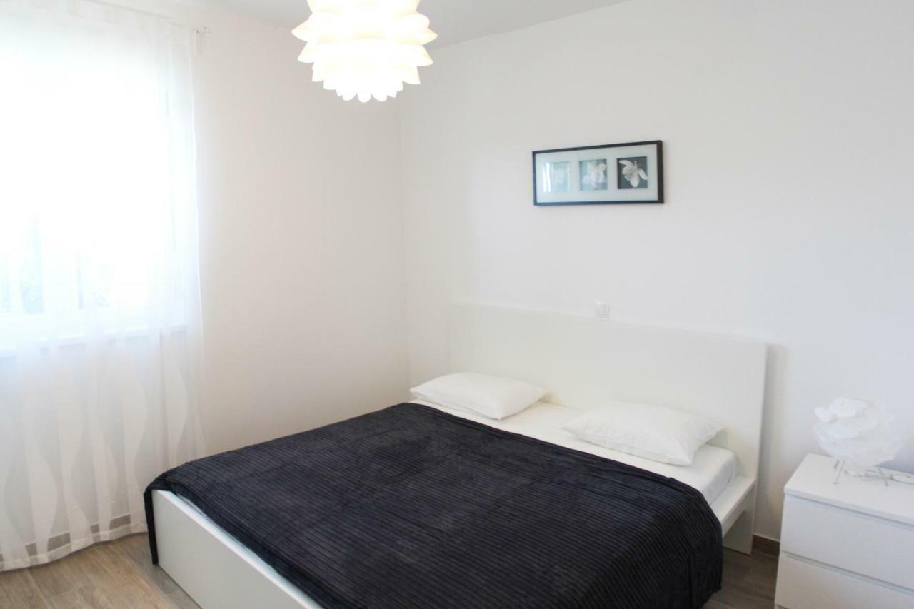 Luxury With Private Pool Apartment *