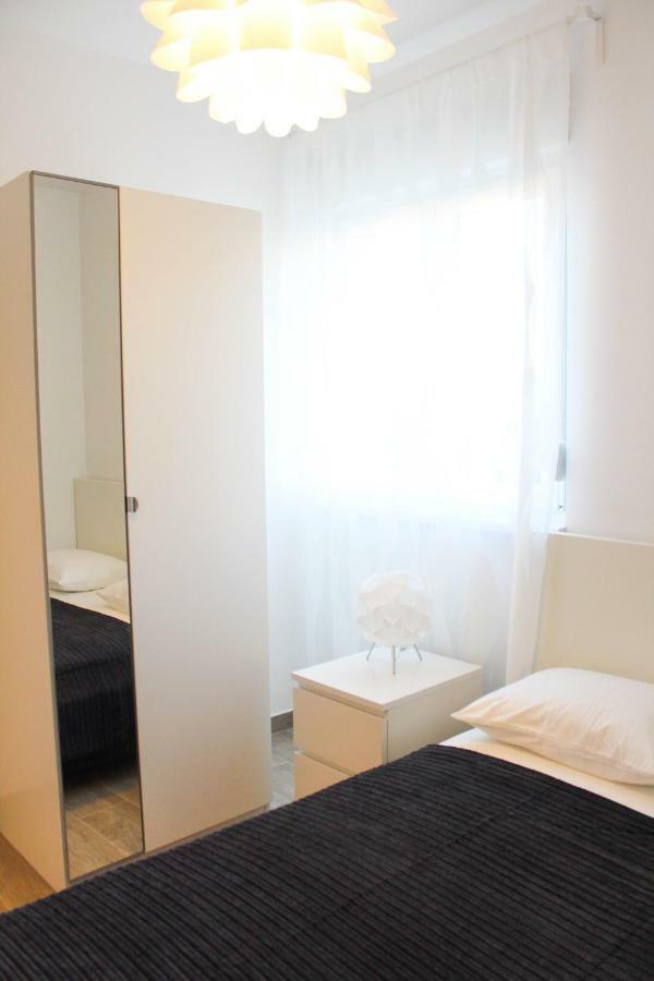 Apartment Luxury With Private Pool Trogir